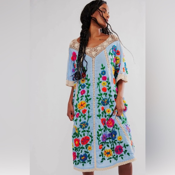 Momo for Free People Embroidered‎ Kaftan / Top - Picture 2 of 8